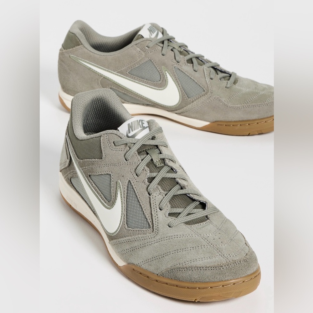 Nike‎ Gato Sneakers Size 10